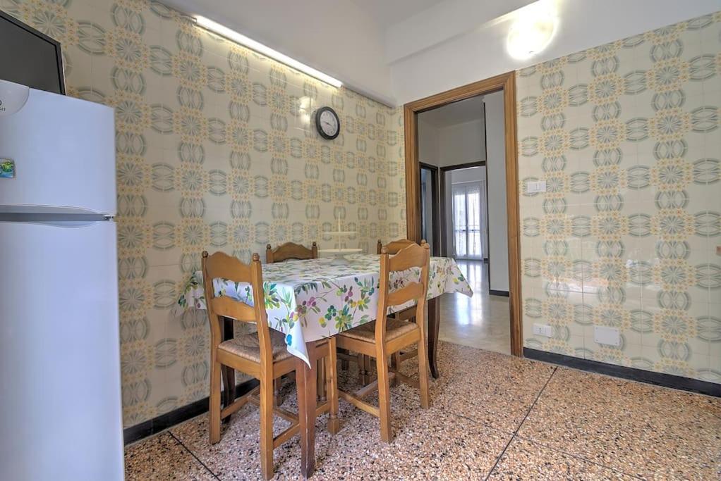 Mariani'S Home Finale Ligure Exterior foto